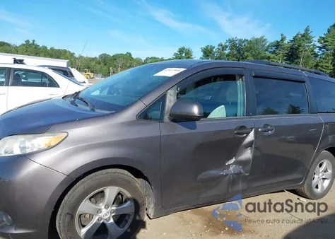 2012 Toyota Sienna Le V6 8 Passenger из США, поврежденный, VIN 5TDKK3DC4CS228805